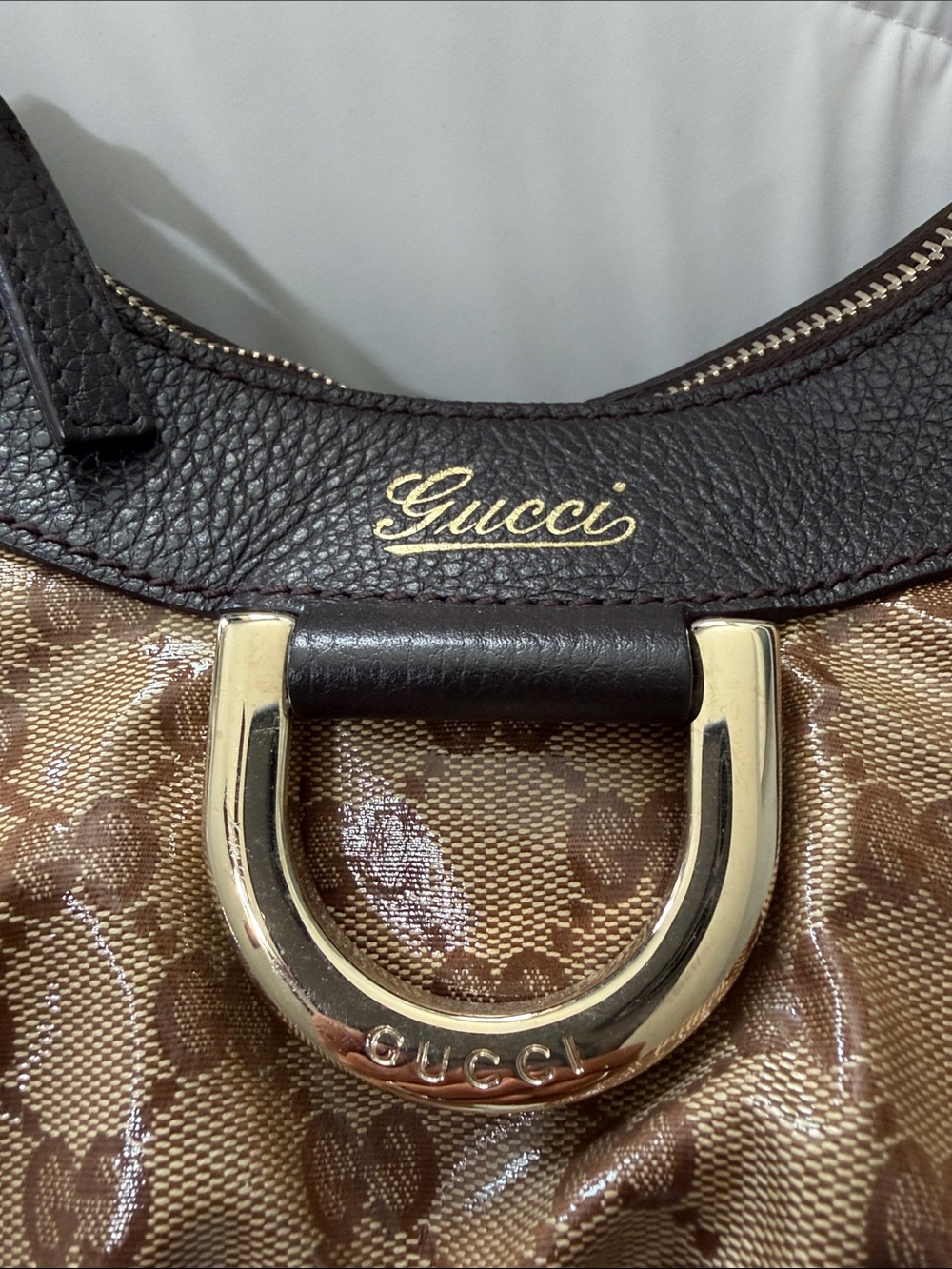 Gucci Brown GG Canvas Shoulder Bag with Black Leather Trim and Gold Hardware - Picture 4 of 6